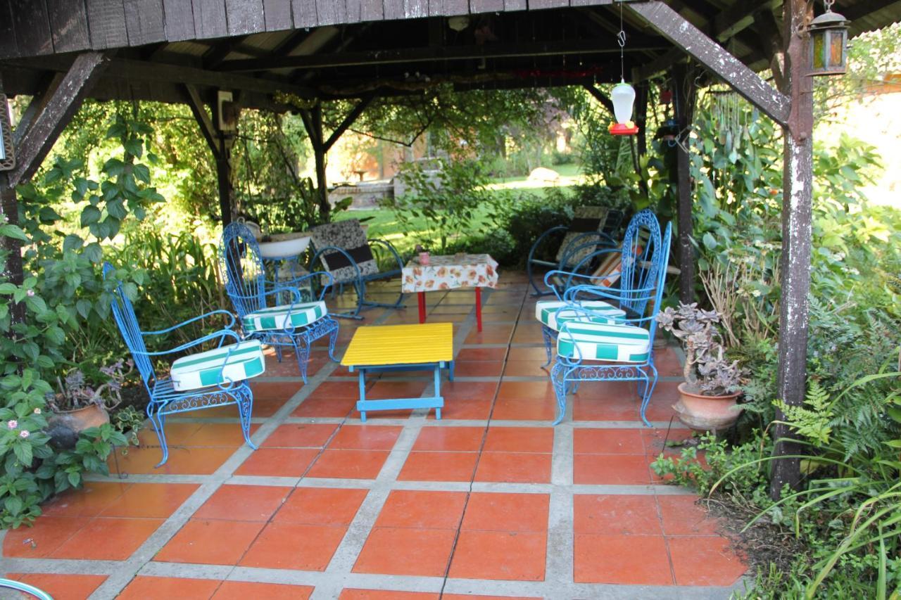Posada De La Rosarito Hotel Brandsen Buitenkant foto