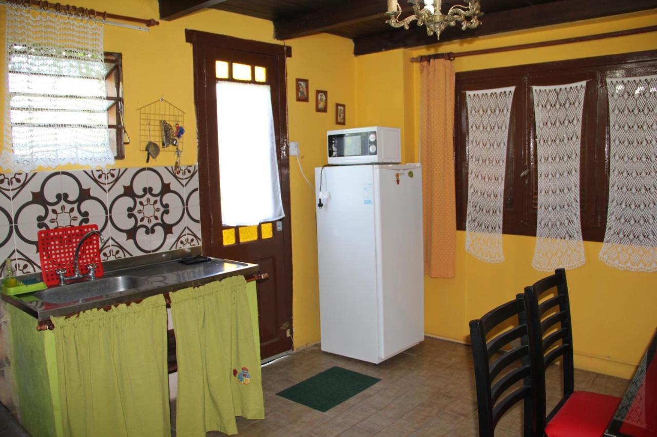 Posada De La Rosarito Hotel Brandsen Buitenkant foto